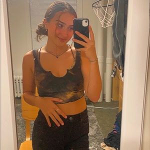 Meet your Posher, Leah